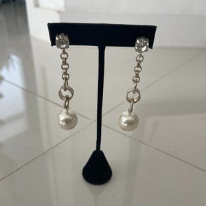 NWOT Long Pierced Drop Earrings